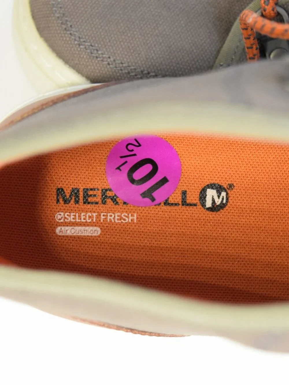 Merrell J71389 Mens 10.5 NWOB Castlerock Gray Canvas Sneaker Chukka Hiking Boots
